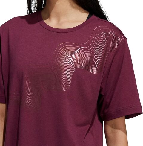 Adidas Womens Sportswear Holiday Graphic Tee Short Sleeve ، Victory Crimson in Saudi Arabia
