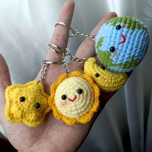 سلاسل مفاتيح الكروشيه السماوية اللطيفة ، تصميم نجم الأرض الأرضية ، Amigurumi المصنوعة يدويًا ، سحر صوف يدوي in Saudi Arabia