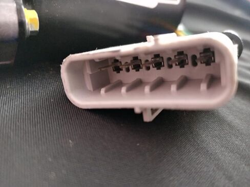 85150366 محرك ممسحة الزجاج الأمامي in Kuwait