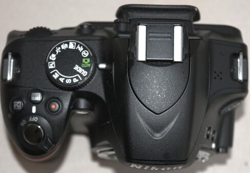 Nikon D3200 24.2 MP CMOS Digital SLR - Body Only (Certified Refurbished) in Saudi Arabia