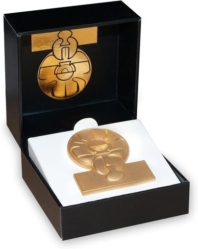 Star Wars Yavin Medal of Bravery Pin | 24-Karat Gold Plated Medal of Yavin Lapel Pin | 2019 Star Wars Celebration Exclusive Collectible in Saudi Arabia