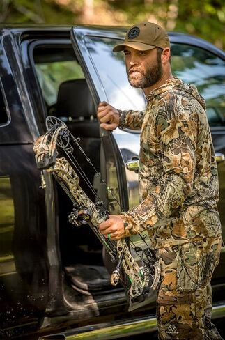 قميص Hoodie Camo Hoodie للرجال في RealTree خفيفة الوزن لصيد الأسماك أو الجري أو المشي لمسافات طويلة أو التخييم in Saudi Arabia