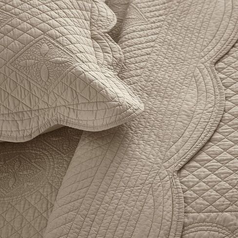 Calla Angel Sage Garden Luxury Cotton Cotton Pure Matelasse Quilted Pillow Sham ، Euro ، 26x26 ، Ivory in Saudi Arabia
