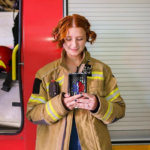 Zaniion EMT Firefighter Higds Tumbler 20oz 1pc ، هدية المستجيبين الأولى للنساء/الرجال ، أفكار عيد ميلاد Firewoman Paramedic Firewoman ، قسم الطوارئ FD ، أولاً في Last Out Responder Coffee Cup in Saudi Arabia