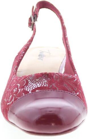 Trotters Women's DEA Ballet Flat in Saudi Arabia