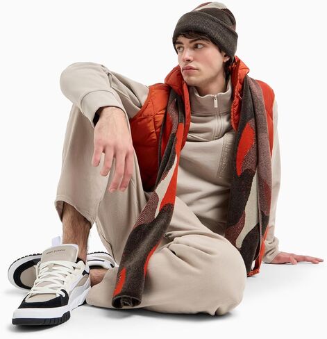 Armani Exchange للرجال الجيب الفرنسي Terry Quarter-Zip Up Sweatshirt in Saudi Arabia