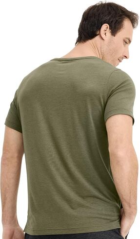 Jockey Men's Activewear EVERACTIVE V-Neck Tee in Saudi Arabia