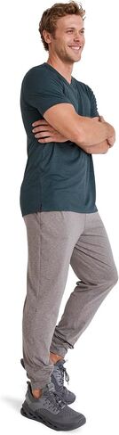 Jockey Men's Activewear EVERACTIVE V-Neck Tee in Saudi Arabia