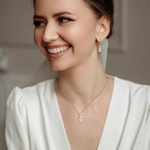 Crysdue cubic Zirconia المجوهرات مجموعة للنساء وصيفات الشرف ، وقطعة جولة كلاسيكية قطرة رافعة خفيفة الوزن الظهر سوار قلادة التنس قلادة لحفل حفل زفاف حفلة موسيقية in Saudi Arabia