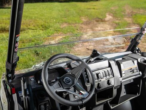Superatv Scratch Half Half -Hindshield لـ 2021+ CFMOTO UFORCE 600 ، XR Optic Hard Coating ، 1/4 "Polycarbonate أقوى من الزجاج ، الحماية المتفوقة والأسلوب الأنيق ، الولايات المتحدة الأمريكية مصنوعة in Saudi Arabia