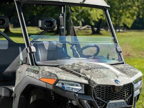 Superatv Scratch Half Half -Hindshield لـ 2021+ CFMOTO UFORCE 600 ، XR Optic Hard Coating ، 1/4 "Polycarbonate أقوى من الزجاج ، الحماية المتفوقة والأسلوب الأنيق ، الولايات المتحدة الأمريكية مصنوعة in Saudi Arabia