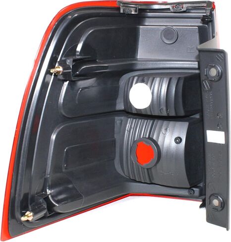 Garage-Pro Tail Light متوافق مع Ford Expedition 2007-2017 Sport Utility Side Halogen Prastenger FO2801201 in Saudi Arabia