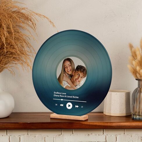 سجل فينيل مخصص ، سجل فينيل زخرفي مع صورة مخصصة ، هدايا الأزواج المخصصة ، هدايا الصور للذكرى السنوية ، زفاف ، لوحة أغاني أكريليك مخصصة ، ديكور للموسيقى in Kuwait