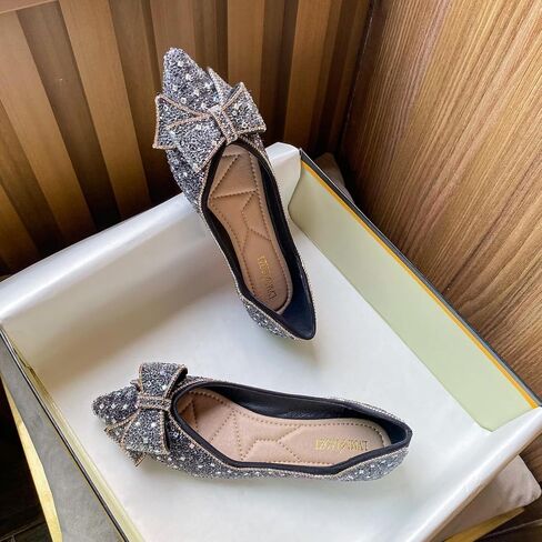 Women's Rhinestone Flat Comfortable Pointed Pearl Diamond Ballet Flats for Wedding Parties Work Dates Fashion Flat Shoes in Saudi Arabia
