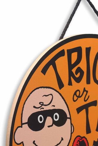الفول السوداني Snoopy يأتي لدغة معلقة ديكور الجدار الخشبي - متعة مصاص دماء علامة سنوبي لزينة الهالوين in Kuwait