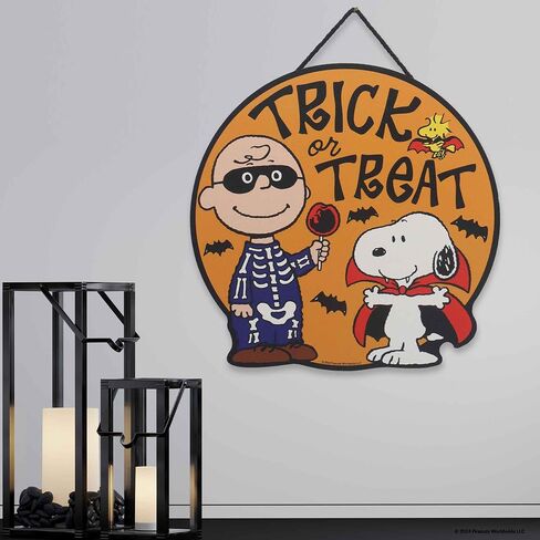 الفول السوداني Snoopy يأتي لدغة معلقة ديكور الجدار الخشبي - متعة مصاص دماء علامة سنوبي لزينة الهالوين in Kuwait