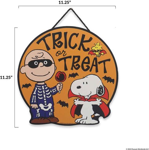 الفول السوداني Snoopy يأتي لدغة معلقة ديكور الجدار الخشبي - متعة مصاص دماء علامة سنوبي لزينة الهالوين in Kuwait