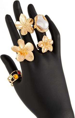 Chunky Statement Gold Rings Set for Women Vintage Stackable Knuckle Rings Flower Baroque Pearl Adjustable Ring Set Y2k Bohemian Retro Jewelry in Saudi Arabia