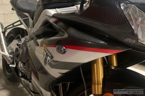 أضواء إشارة الدوران الأمامية المسطحة LED لعام 2013-2017 Triumph Daytona 675 675r 2020+ Moto2 765 in Saudi Arabia