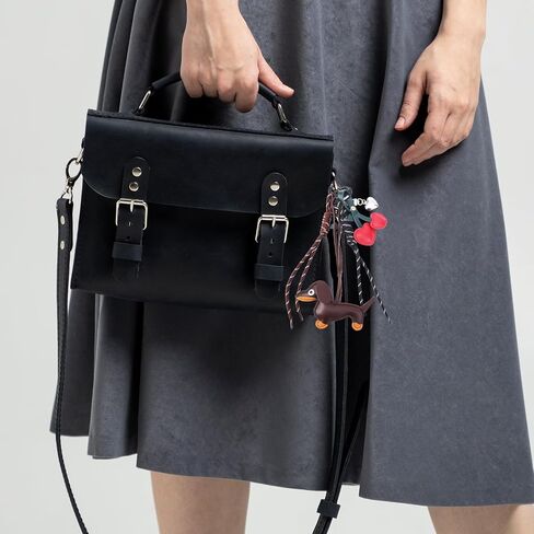 Boxob Leather Dachshund keychain ، لطيف قلب الكلب الكرز Keyring Puppy Bag Bag Pendant سلسلة مفاتيح سحر dachshund لحقيبة اليد محافظ السيارات الهدايا الموضة لعشاق الكلاب in Saudi Arabia