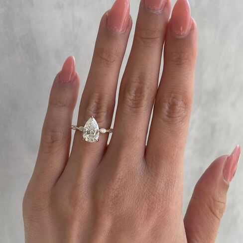 Tuwiqsdi Elegant Teardrop Ring Fashion Jewelry 18K Gold Plated Shiny Perfect Pear Cut CZ Crystal Diamond Waterdrop Wedding Stackable Ring Size 5-11 for Women(10) in Saudi Arabia