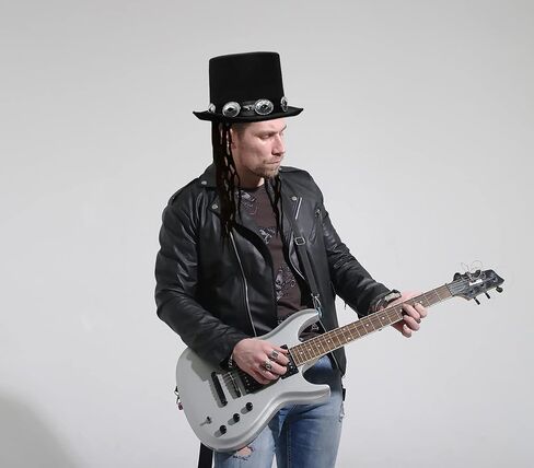 Nicky Bigs Novelties Voodoo Rocker Top Hat مع Fake Feads and Silver Buckles Deluxe Assume Assume Halloween ، Cosplay ، Steampunk ، Gothic ، Music Festival (Size) in Saudi Arabia