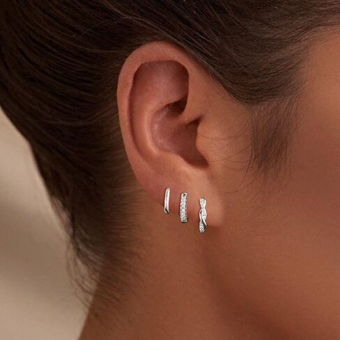 Gold/Silver Earrings for Women Dainty 14k Gold Plated Lightweight Huggie Hoop Earrings Set Trendy Gold/Silver Earring Small Hoop Earrings for Women Jewelry Gifts in Kuwait