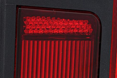 لصالح Jeep Wrangler Tail Light Lamp 2007 2008 2009 2010 2011 2012 2014 2015 2015 2017 2017 Driver Left Side in Kuwait