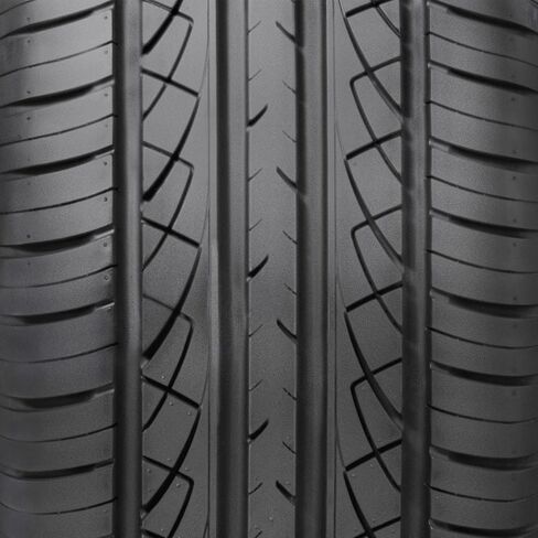 GT Radial Champiro UHP A/S 275/40R20 106Y XL in Kuwait