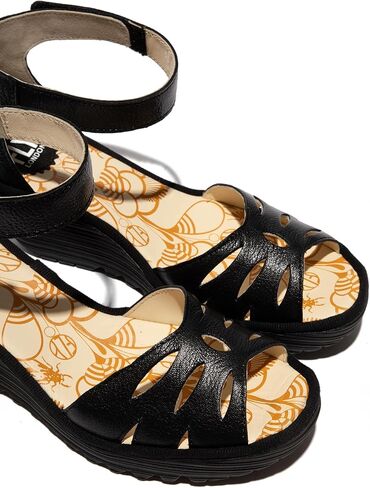 Fly London Women's Yelu454fly Wedge Sandal in Kuwait
