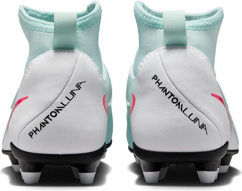 Nike Unisex-Child Low-top Sneakers in Saudi Arabia