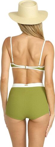 Billabong - Womens Sunrays Surf Short in Saudi Arabia