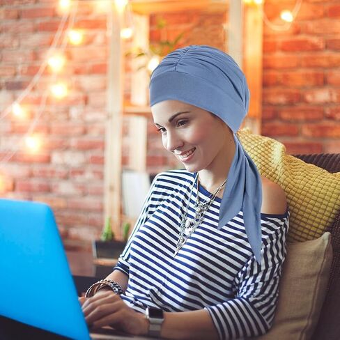 قبعة عمامة للمرأة المسلمة ، رأس قبعة الحجاب يلف رأس العملة الطويلة. in Saudi Arabia