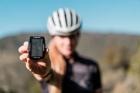 كمبيوتر دراجة LEZYNE Mega XL GPS، ملاحة خطوة بخطوة، وقت تشغيل 48 ساعة، قابل لإعادة الشحن عبر USB، ANT+ وبلوتوث ذكي، شرائح Strava، نظام GPS لركوب الدراجات in Saudi Arabia