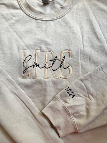 NAZENTI Custom Embroidered Mr & Mrs Sweatshirt & Hoodie, Personalized Couple Names, Custom Date On Sleeve, Engagement Gift in Saudi Arabia