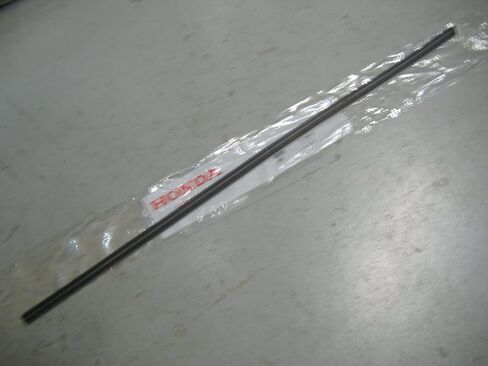 Honda 76622-SMA-004 Blade (650 مم) مطاط in Saudi Arabia