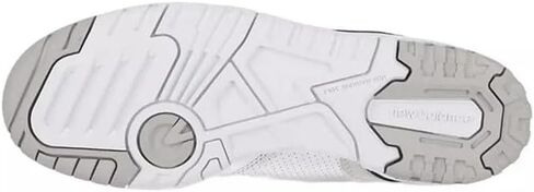 حذاء رياضي New Balance 550، أبيض/علكة/أبيض، 12 US Women/10.5 US Men in Saudi Arabia