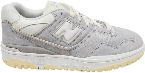 حذاء رياضي New Balance 550، أبيض/علكة/أبيض، 12 US Women/10.5 US Men in Saudi Arabia