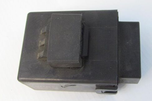 Yamaha 5EL833500000 Flasher Relay Assembly in Saudi Arabia