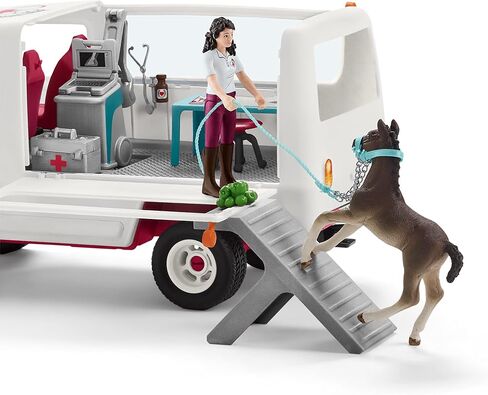 مجموعة لعبة Schleich Horse Club Sarah's Baby Horse Care Toy - Little Farm Care Care Horse و Little Farm و Puppy with Assessories Play Toy Toy For Boys and Girls ، هدية للأطفال الذين تتراوح أعمارهم بين 5 سنوات in Kuwait