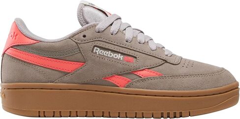 حذاء رياضي نسائي من Reebok Club C Double Revenge، رمادي 6/رمادي 6/طباشير عتيق، 8 in Saudi Arabia