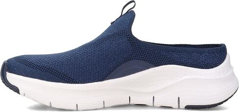 Skechers Women’s ، Arch Fit - الحفاظ على حذاء المشي بارد in Kuwait