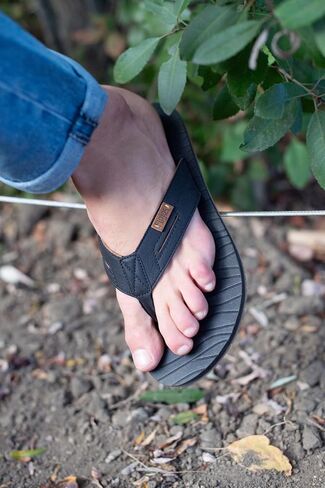 Flojos Men's Waverunner Flip Flops in Saudi Arabia