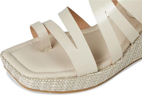 دونالد جيه بلاينر للسيدات Anamari Wedge Sandal in Saudi Arabia