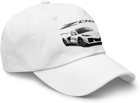 Arctic White C8 Corvette Z06 Dad Hat - قبعة قابلة للتعديل مع رسم سيارة عرض أمامي لعشاق Chevy in Saudi Arabia