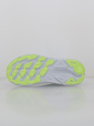 حذاء Hoka Clifton 9 للسيدات (أبيض مقاس أمريكي 8) in Kuwait