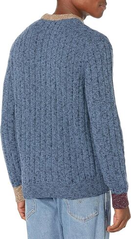 ياقة دائرية للرجال على النقيض من ذلك in Kuwait