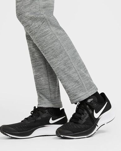 بنطال تدريب Nike Therma Big Kids (للأولاد) (رمادي دخاني/HTR/أسود، CU9082-084) in Saudi Arabia