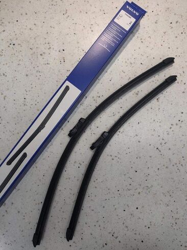 Genuine Volvo Front Wiper Blade Kit 31662390 in Saudi Arabia