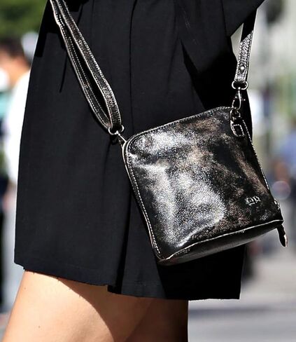السرير: حقيبة Stu Ventura Crossbody in Saudi Arabia